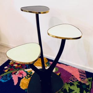 tavolo portapiante Germani a tra ripiani riangolari legno formica ottone anno Cinquanta originale